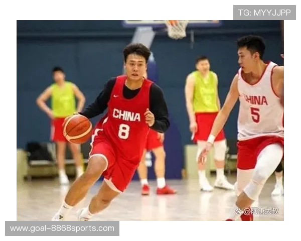 中国足球球星身材特点分析：体型差异如何影响场上表现与竞技状态